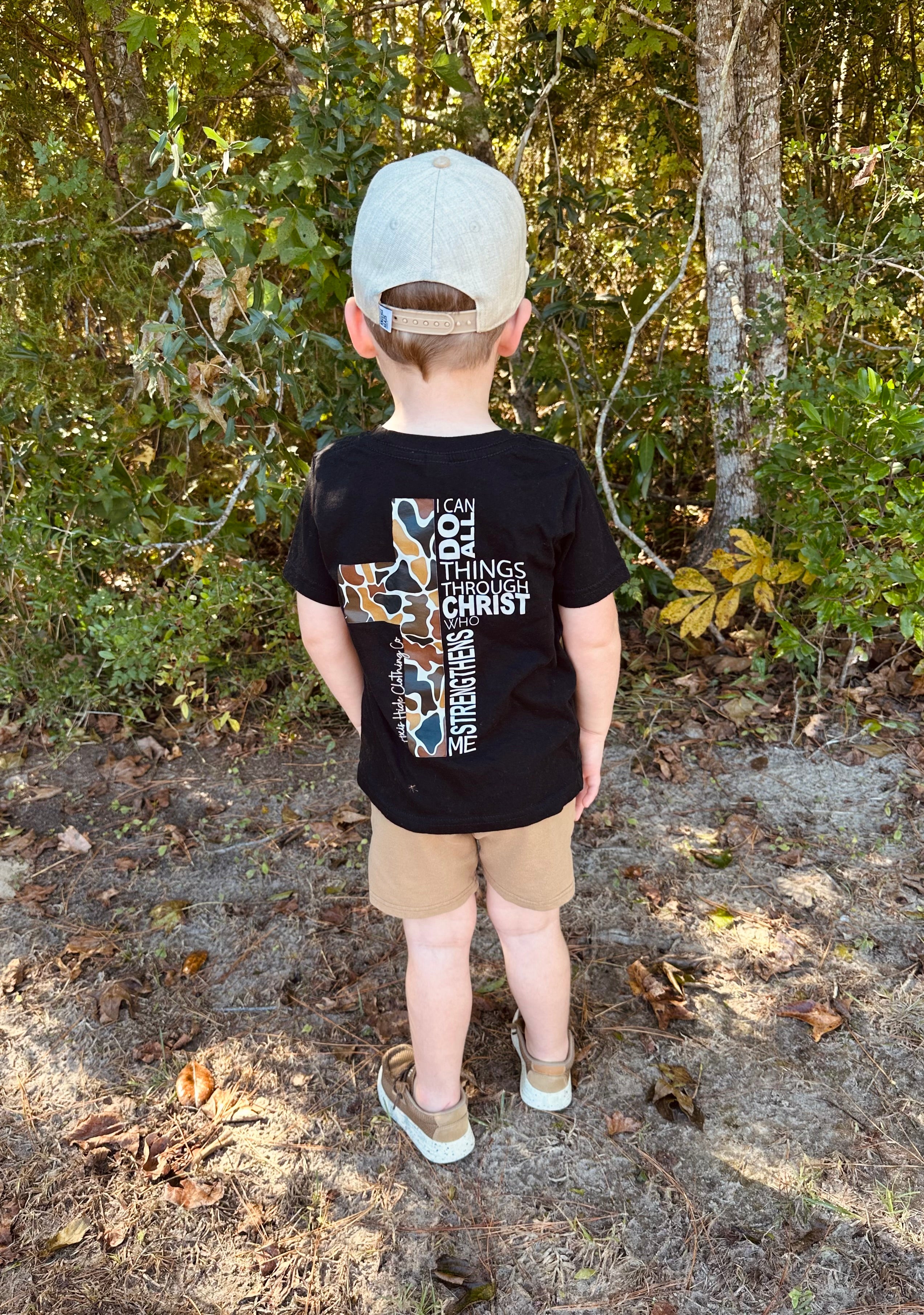 Philippian 4:13 (camo cross)